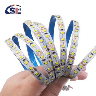 50000 Horas de trabajo Control de interruptor de toda la vida Líneas de luz LED para el baño