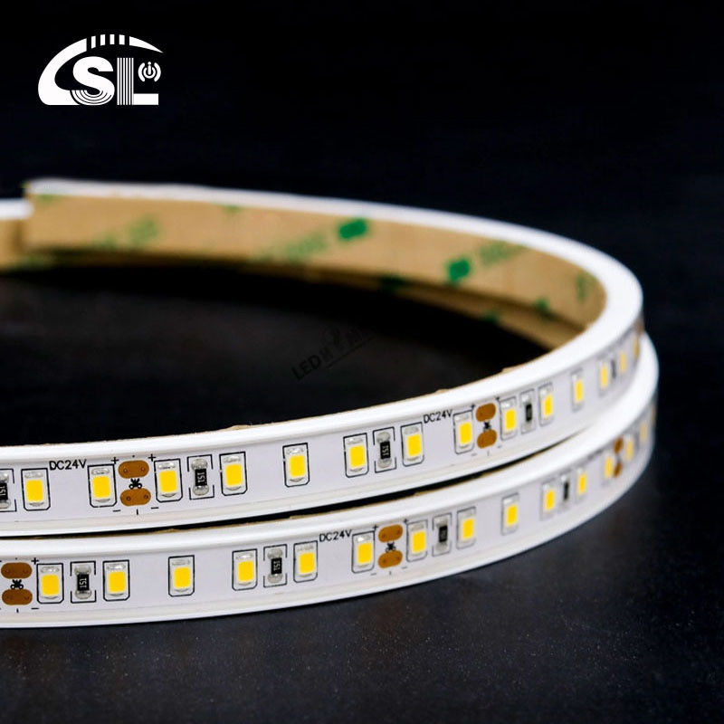 120LEDs 6500K 8mm impermeable IP67 Tabla de corte a presión SMD2835 Luz de banda LED con CRI Ra 70